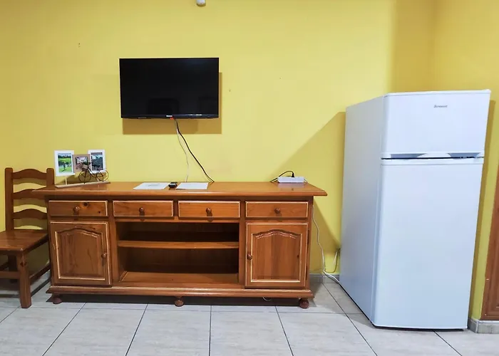 Encantador Estudio Con Terraza Privada Y Espectaculares Vistas Al Mar En Costa Del Silencio, Cerca De Cristianos